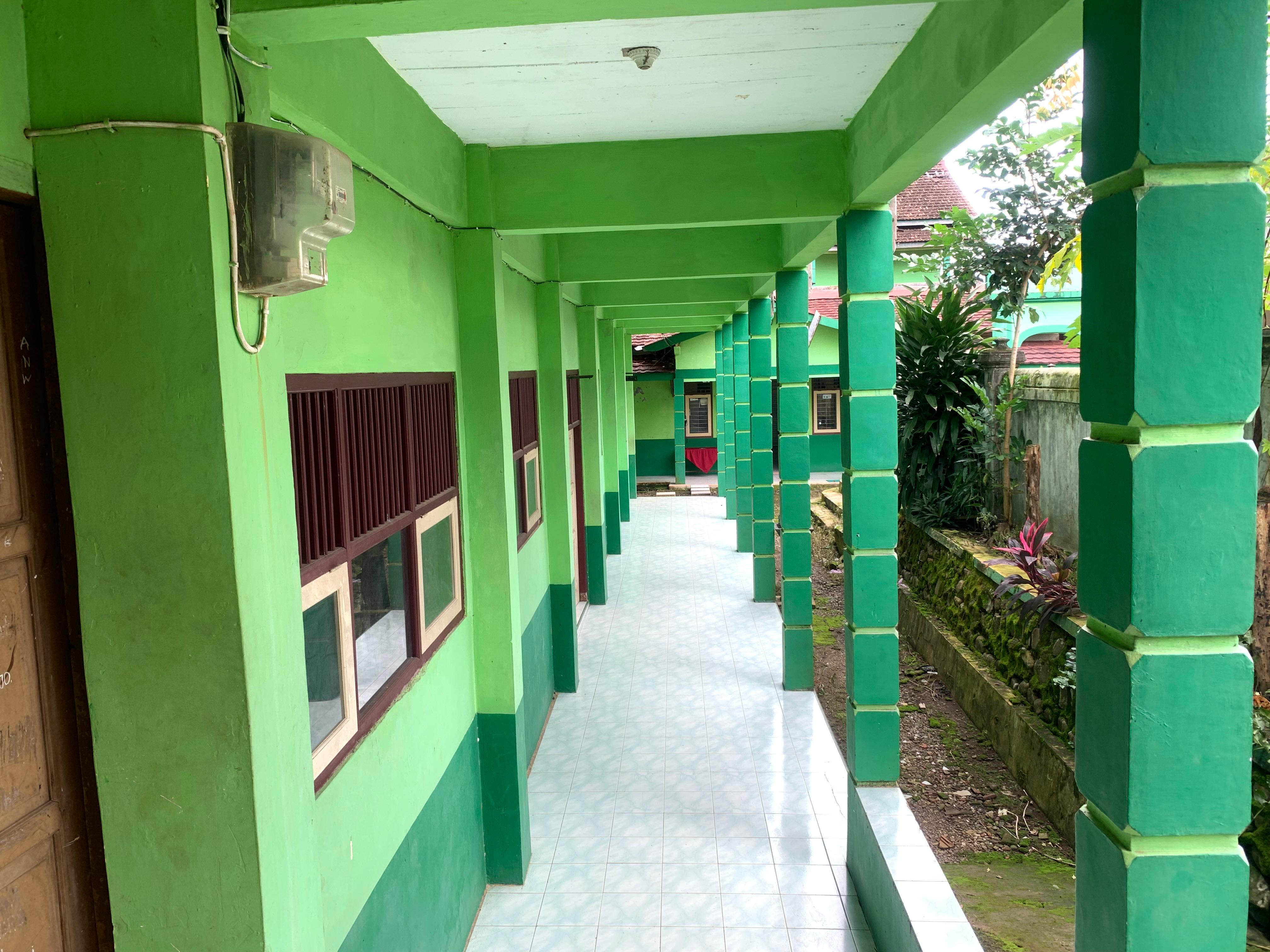 Foto sekolah MTs NU Banjaran